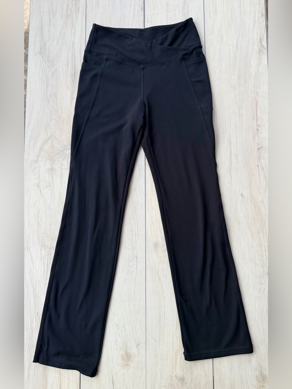 Jockey Black Wide Leg Crossover Yoga Pant Pockets Breathable Stretch Small Reg - Picture 1 of 10